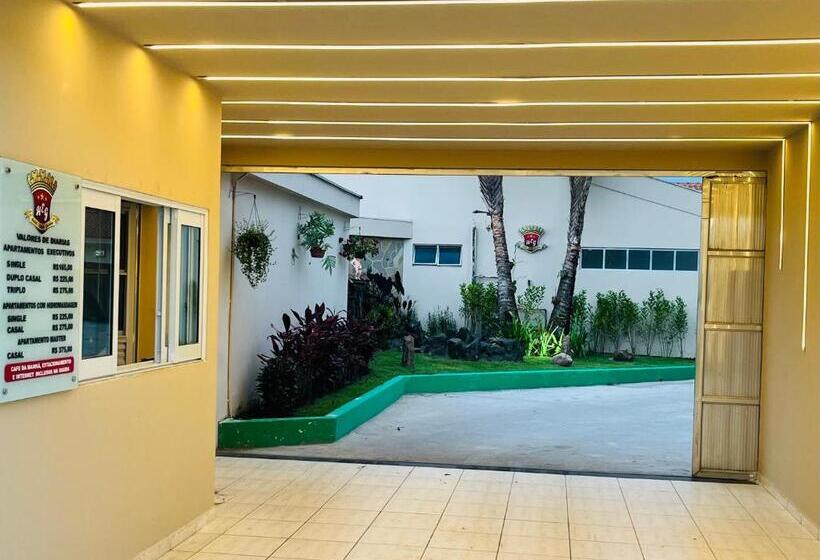 בית מלון כפרי Estoril Garden & Restaurante