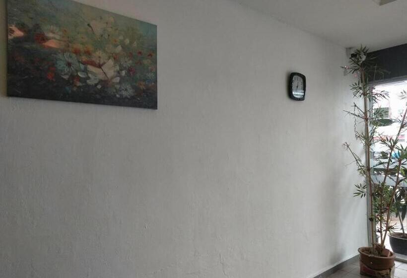 בית מלון כפרי Tai Wah