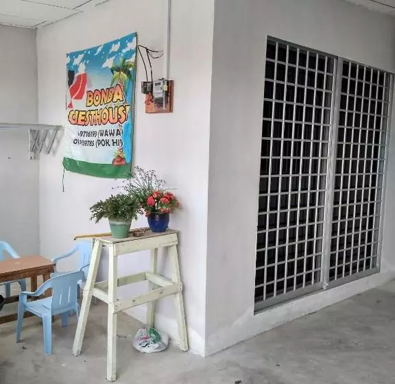 Majatalo Bonda Guesthouse I