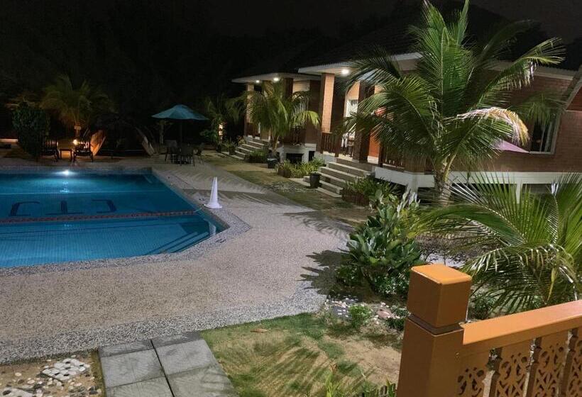 بنسيون Casa Tanjung Jara