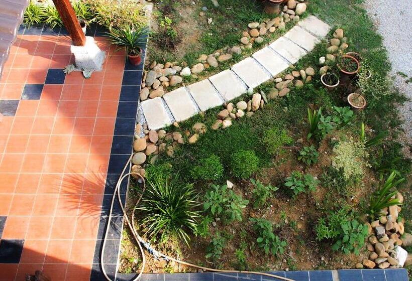 Pensão Family Lodge 25