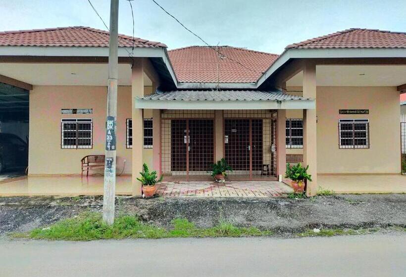 Пансион Homestay Sri Uda A