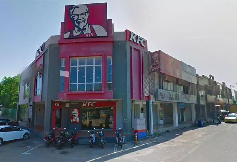 Majatalo Lux Villa 6rm 12 To 22 Pax Wifi Netflix Bbq Steamboat Games Beach Water Park