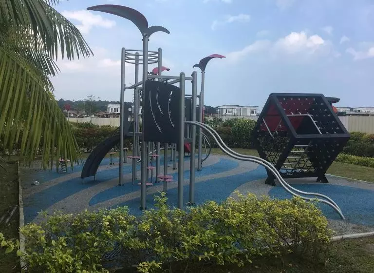 Majatalo Lux Villa 6rm 12 To 22 Pax Wifi Netflix Bbq Steamboat Games Beach Water Park