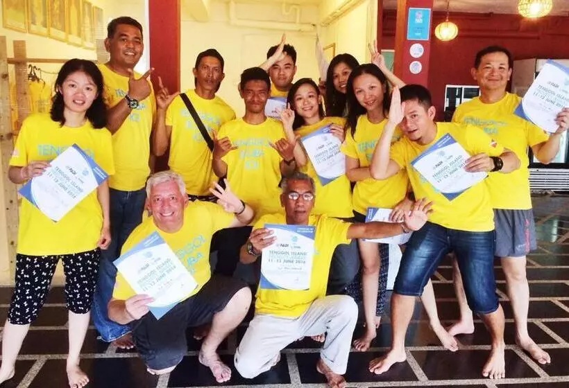 Majatalo Riverbank Dungun Guesthouse & Cafe