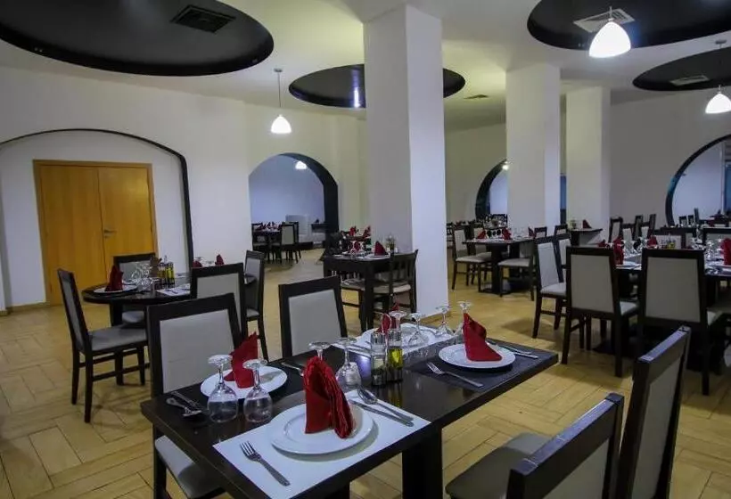 استراحتگاه Complexe Touristique Bouzour