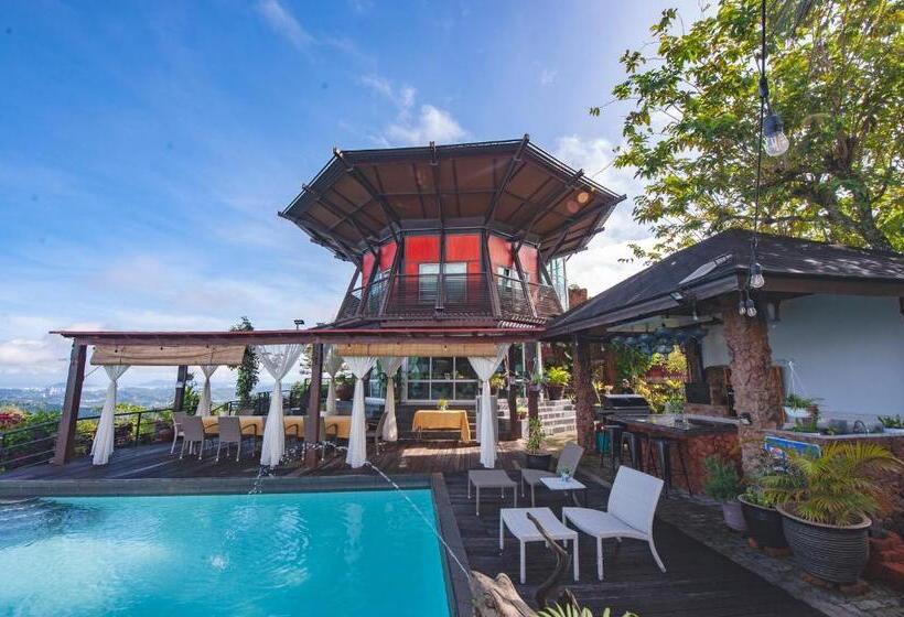 Sinurambi Bed & Breakfast   Mills Residence