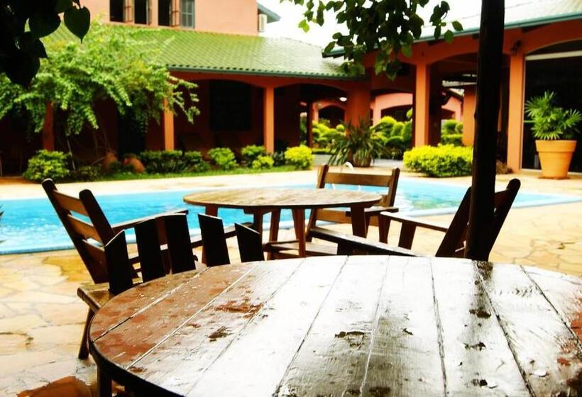 هاستل Rancho Verde