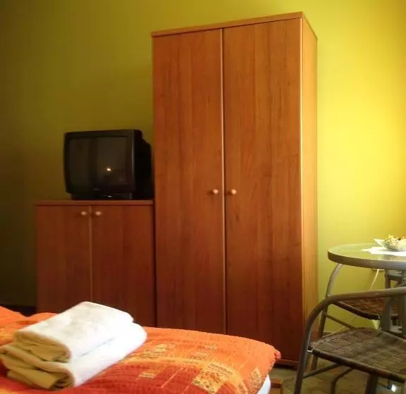 Aamiaismajoitus (B&B) Korona Panzió