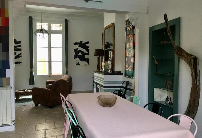 مبيت وإفطار La Casa Deva   Maison D Artistes