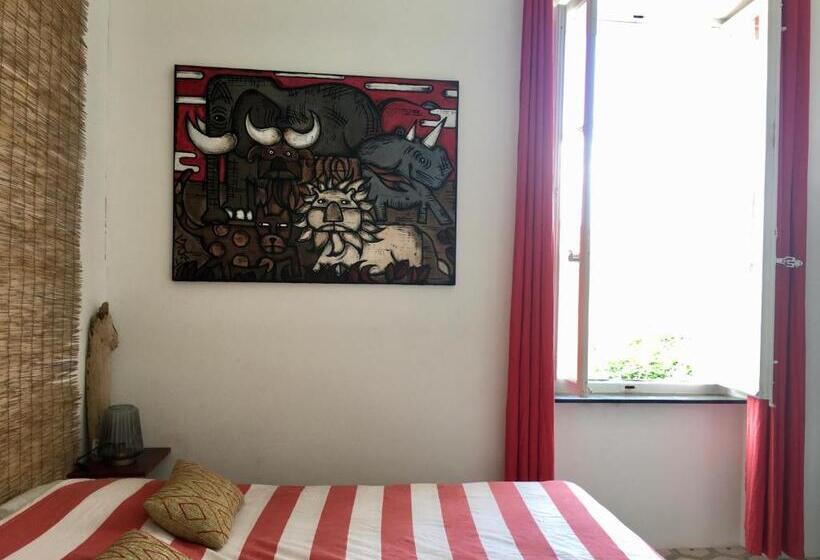 مبيت وإفطار La Casa Deva   Maison D Artistes