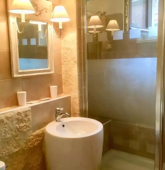 Hotelli Hôtel Saint Louis Chambres Et Appartement