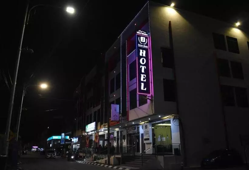 ホテル J Suites