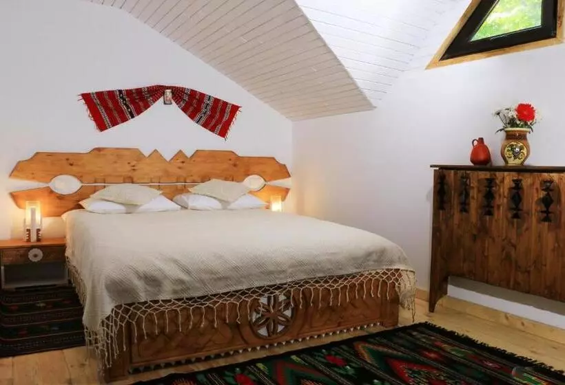 Majatalo Cabana Izvoranu