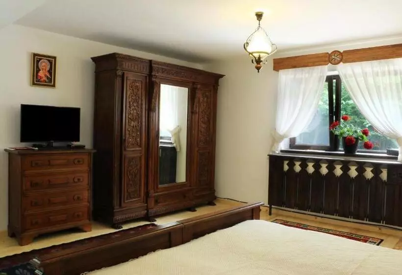 Majatalo Cabana Izvoranu