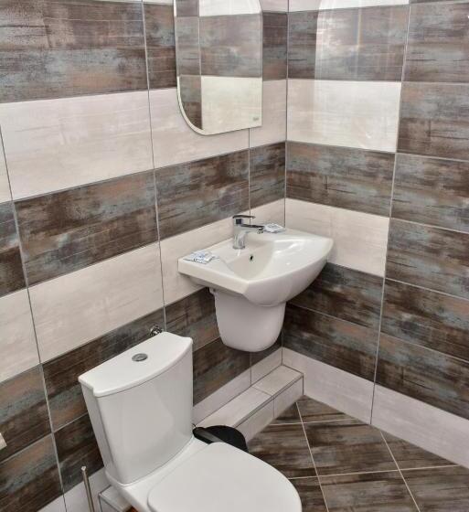 פנסיון Complex Starite Kashti