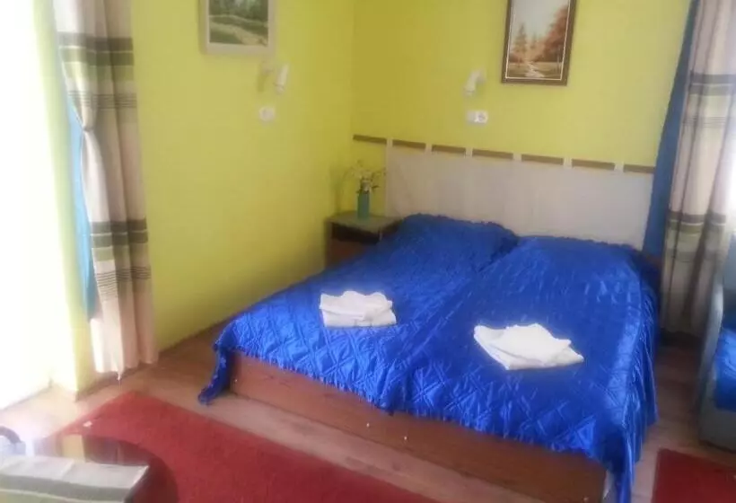 ペンション Lagúna Panzio Szántód