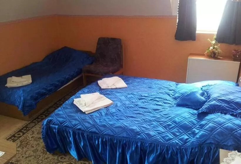 ペンション Lagúna Panzio Szántód