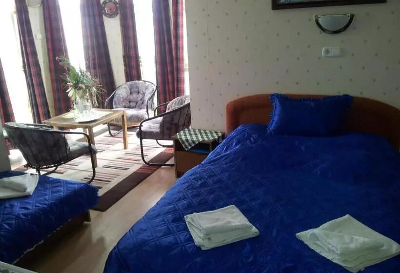 ペンション Lagúna Panzio Szántód