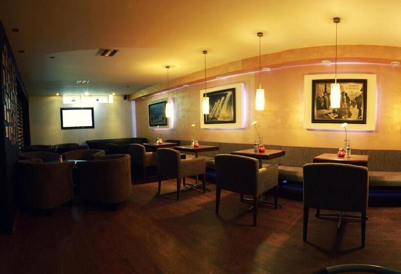 بنسيون Penzion Le Monde