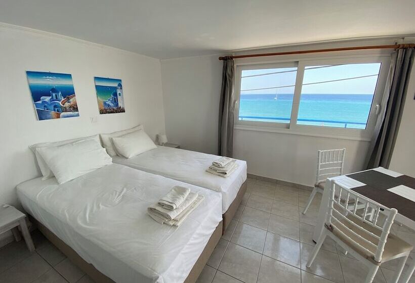 Annoula Studios And Apartments