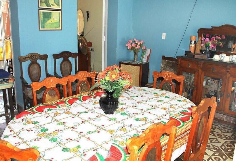 Hostal Teresa Ponce