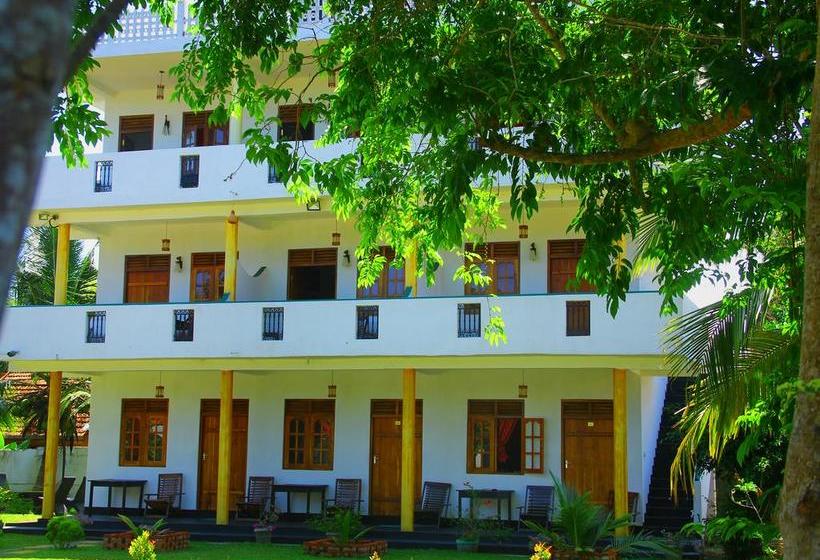 호텔 Vestal Wood Palace