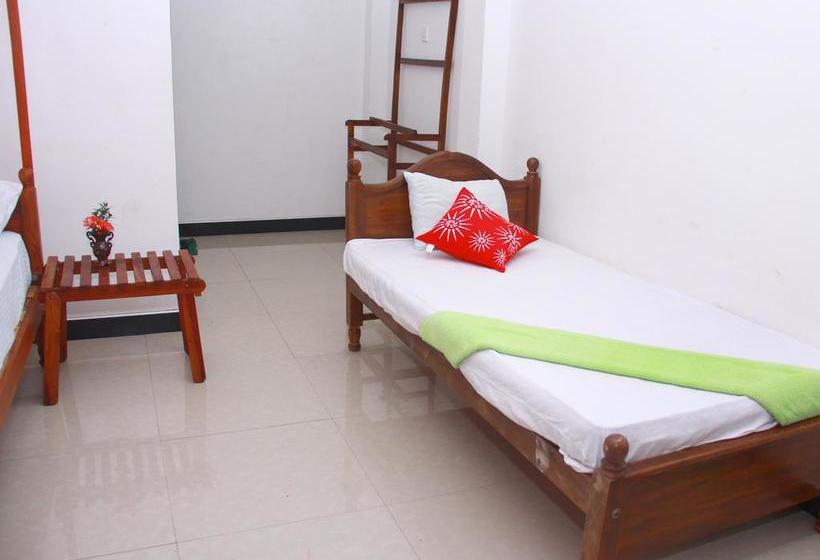 호텔 Vestal Wood Palace