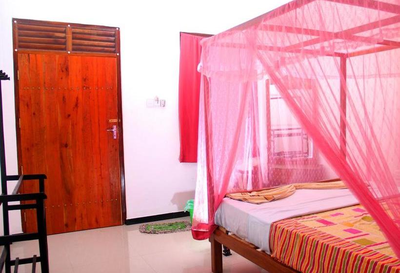 호텔 Vestal Wood Palace