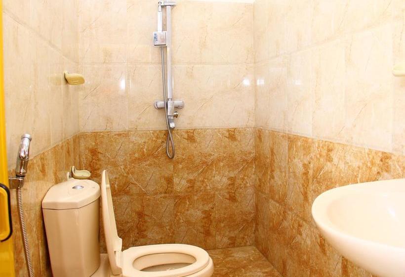 호텔 Vestal Wood Palace