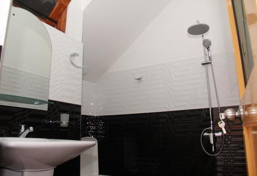 호텔 Vestal Wood Palace