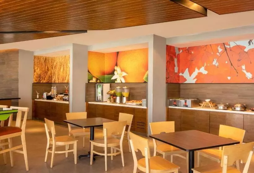 ホテル Fairfield Inn & Suites By Marriott Mexico City Vallejo