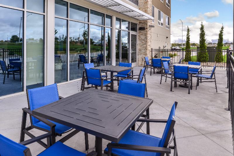 فندق Holiday Inn Express & Suites   Kansas City   Lee S Summit, An Ihg