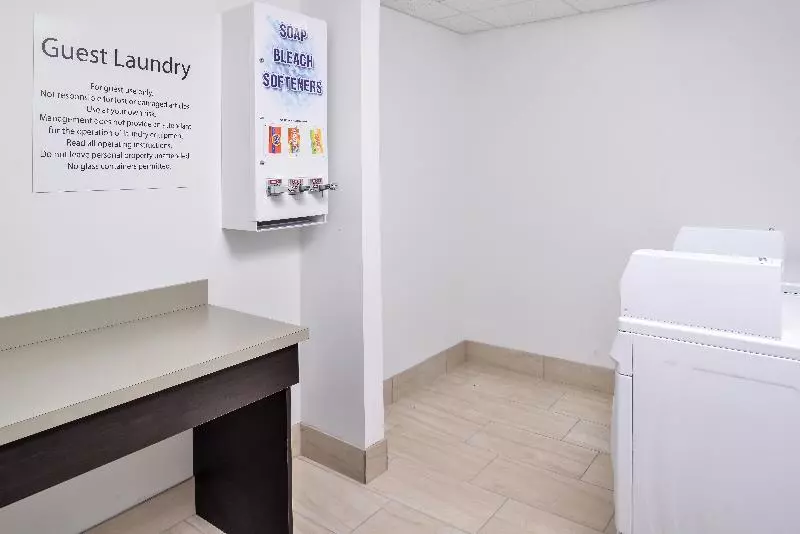 ホテル Holiday Inn Express & Suites   Kansas City   Lee S Summit, An Ihg