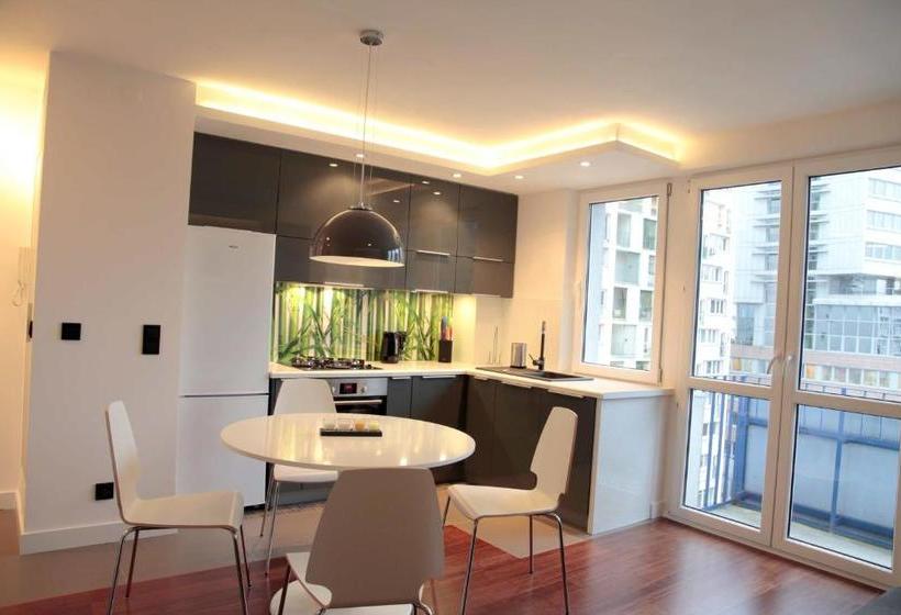 ホテル Key Apartments