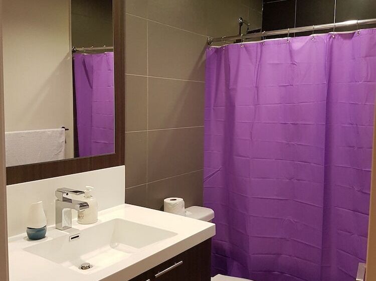 Kashaneh At Harrison Garden