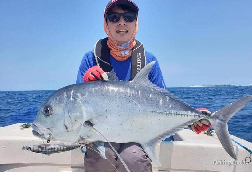 پانسیون Crown Beach Villas With Direct Access To The Bikini Beach