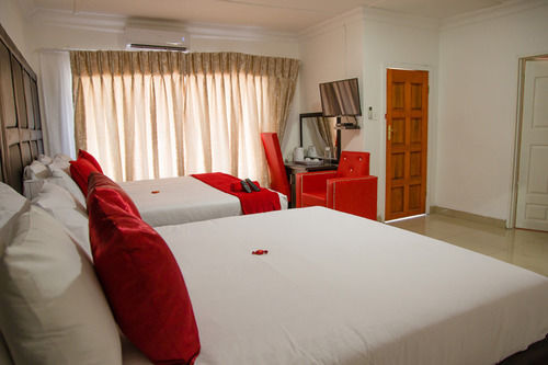 ペンション Lapologa B&b Phalaborwa