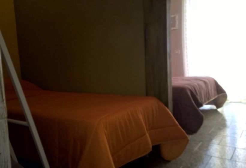 פנסיון Pompei Boutique Inn