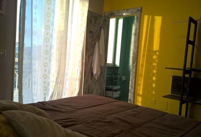 פנסיון Pompei Boutique Inn