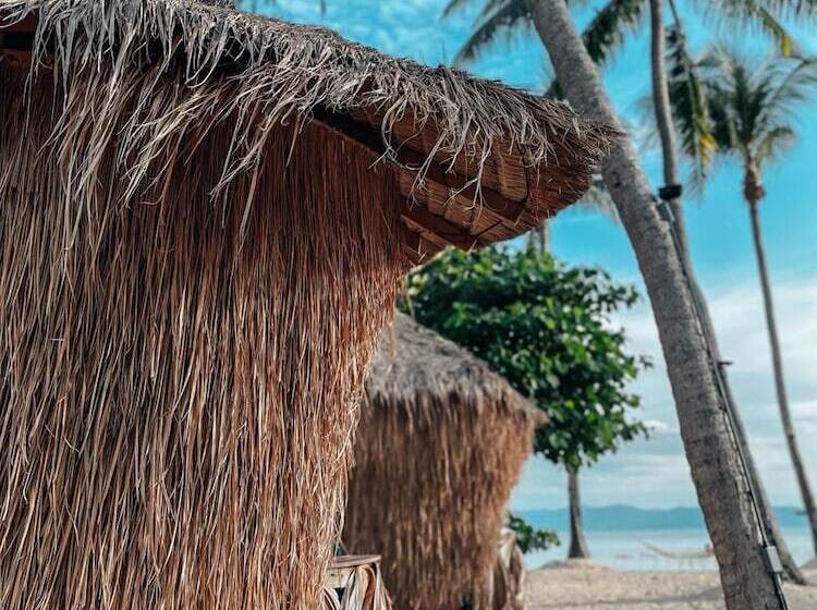 リゾートホテル Sea Love Beach Bar & Bungalows