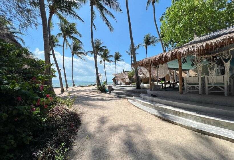 リゾートホテル Sea Love Beach Bar & Bungalows