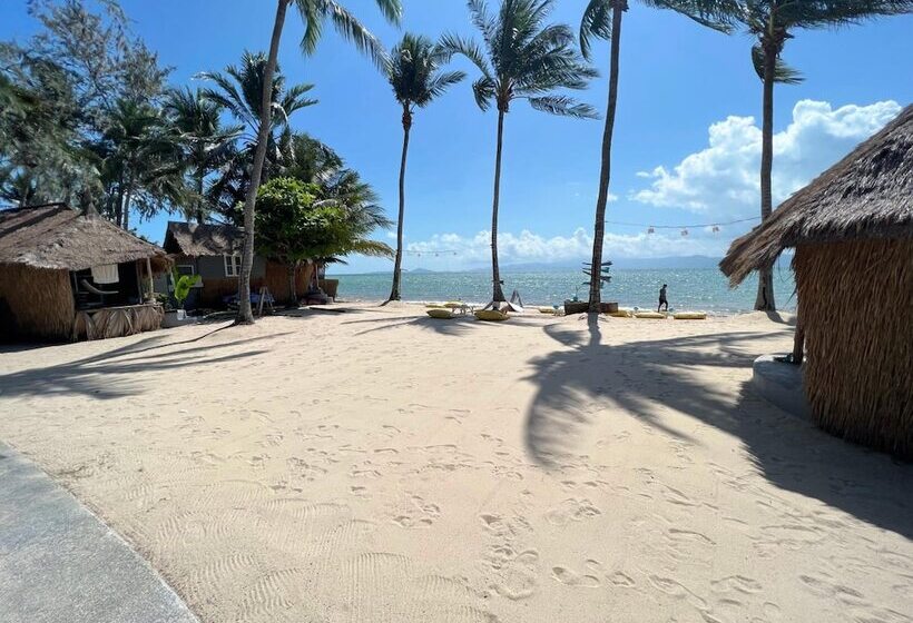 リゾートホテル Sea Love Beach Bar & Bungalows