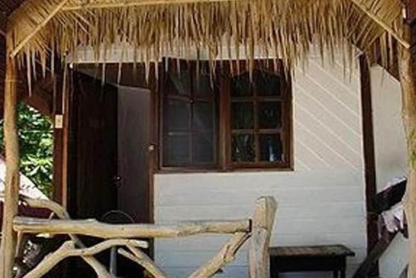 リゾートホテル Sea Love Beach Bar & Bungalows