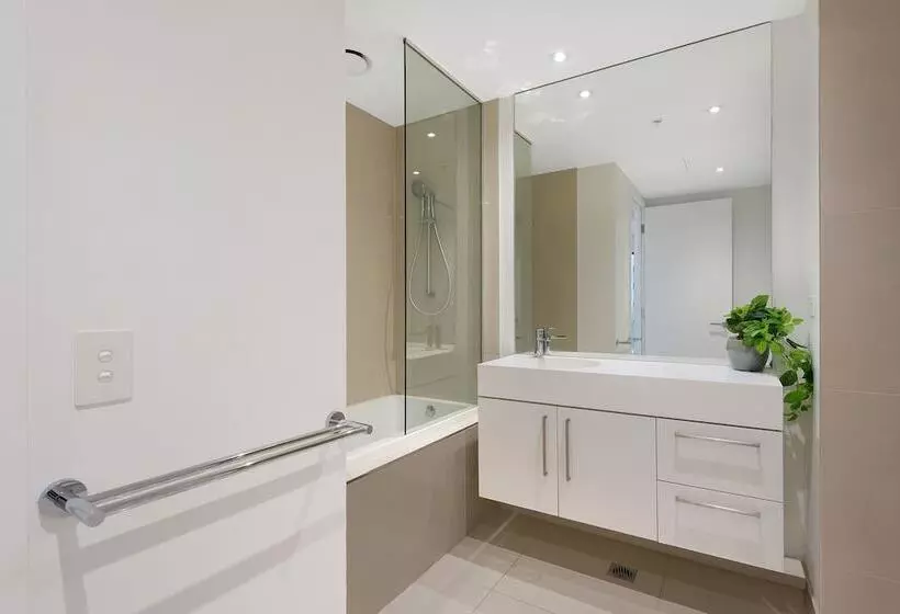 Sanctuary Apartments   Prima Pearl