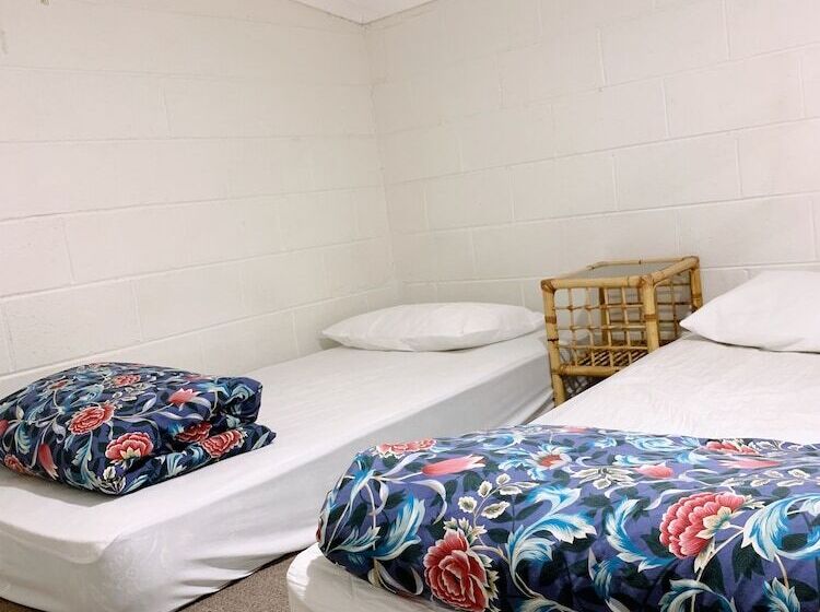 Bayplay Beach Accommodation 2 Locations