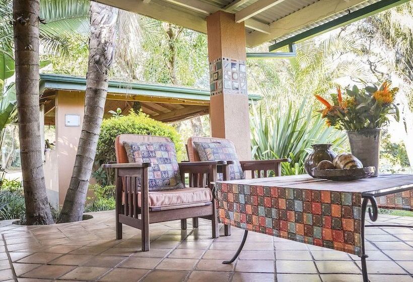 تختخواب و صبحانه Casa Kadiki