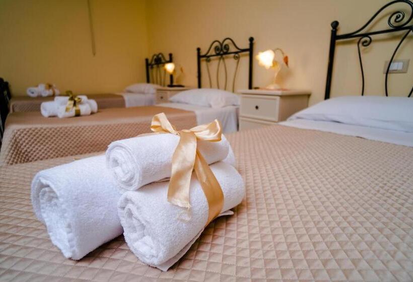 Bed and Breakfast Holiday Gli Archi