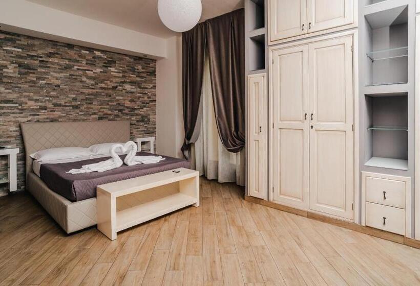 Bed and Breakfast Holiday Gli Archi