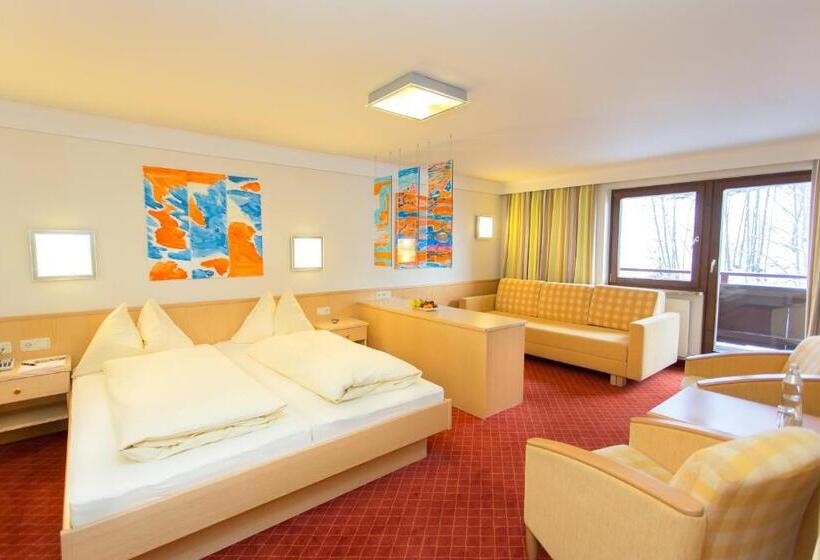 ホテル & Art Kristiana